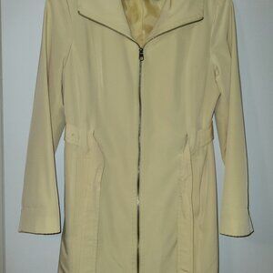 Anne Klein lightweight lined spring belted rain coat